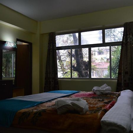 Hotel Golden Dolma à Darjeeling  Extérieur photo