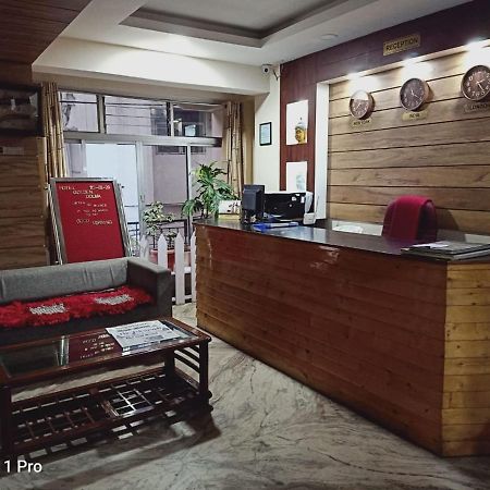 Hotel Golden Dolma à Darjeeling  Extérieur photo