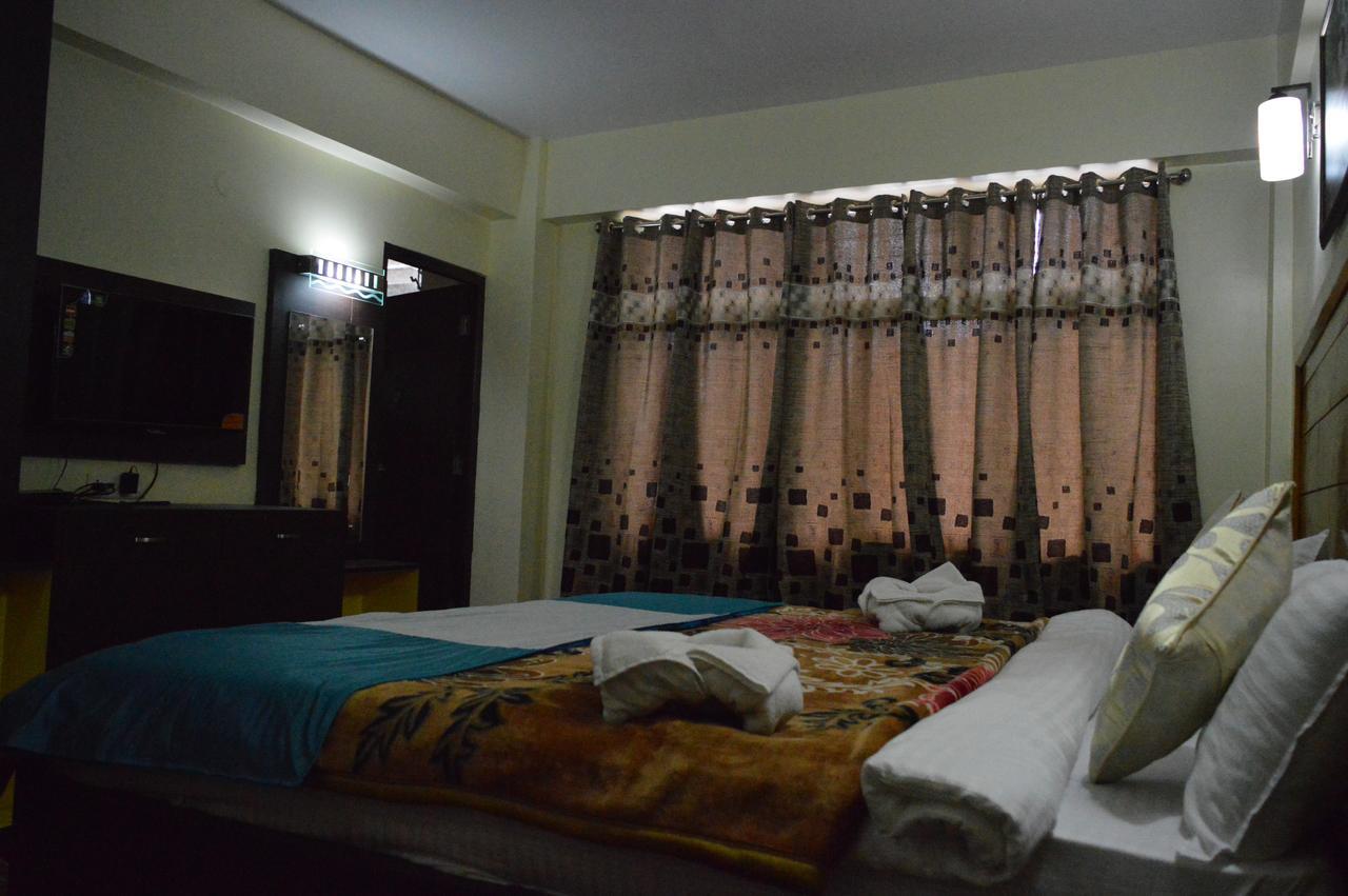 Hotel Golden Dolma à Darjeeling  Extérieur photo
